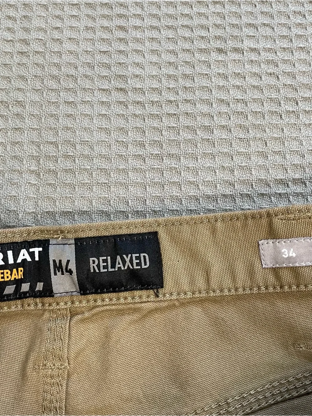 Ariat Rebar DuraStretch Canvas Work Shorts 34 Men’s M4 Relaxed Workwear NWOT